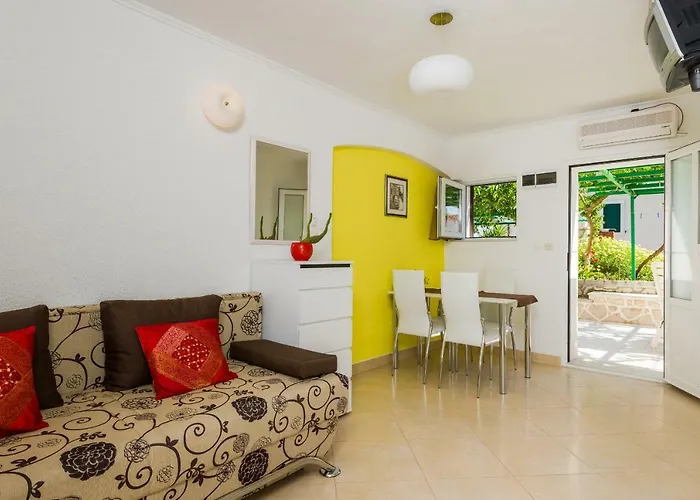 Apartament Nada *